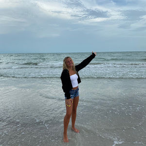 Meet your Posher, Madison